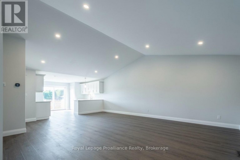 42 MACKENZIE JOHN CRESCENT, Brighton, Ontario, K0K1H0