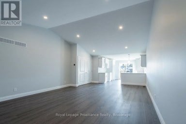 42 MACKENZIE JOHN CRESCENT Brighton Ontario photo 6