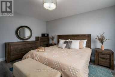 35 VIRGINIA CRESCENT Belleville (Thurlow Ward) Ontario photo 27