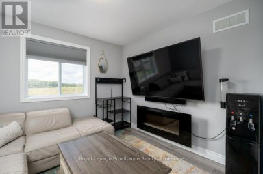 35 VIRGINIA CRESCENT Belleville (Thurlow Ward) Ontario photo 37