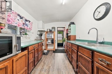 26 STRACHAN STREET Belleville (Belleville Ward) Ontario photo 10