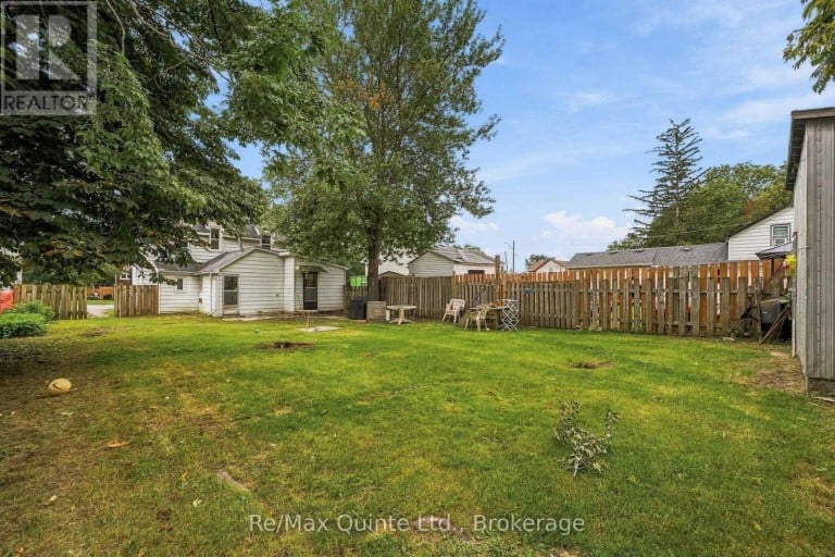 26 STRACHAN STREET, Belleville (Belleville Ward), Ontario, K8P1W8