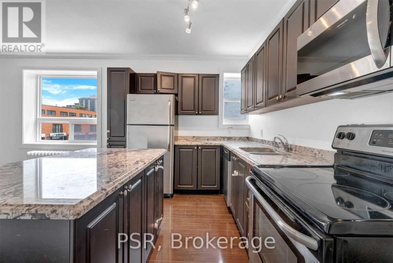 1 - 2 CRAIGHURST AVENUE, Toronto (Lawrence Park North), Ontario, M4R1J8