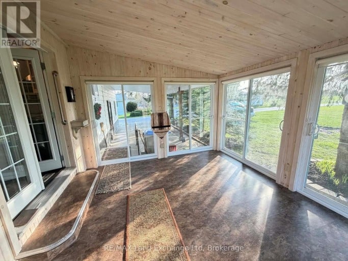 44 BRIARWOOD CRESCENT, North Huron (Wingham), Ontario, N0G2W0
