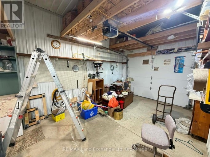 44 BRIARWOOD CRESCENT, North Huron (Wingham), Ontario, N0G2W0