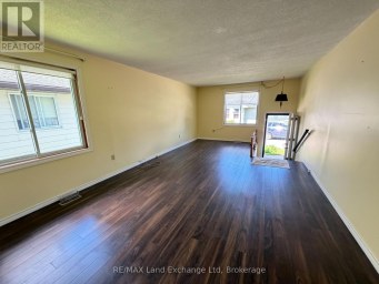 44 BRIARWOOD CRESCENT North Huron (Wingham) Ontario photo 3