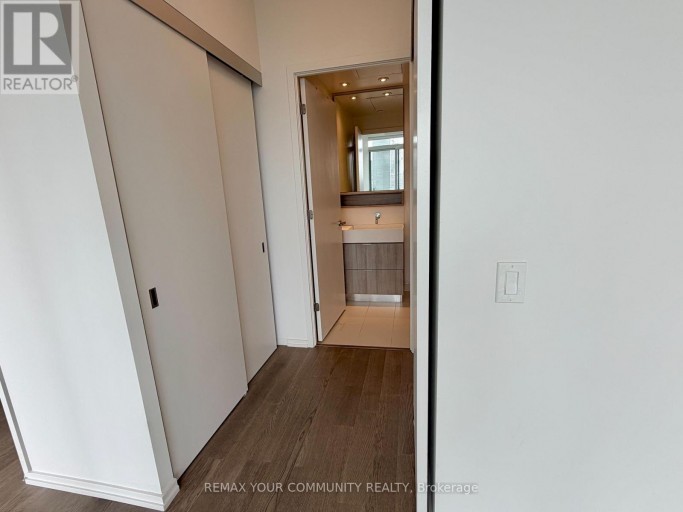 1620 - 5 SOUDAN AVENUE, Toronto (Mount Pleasant West), Ontario, M4S1V5