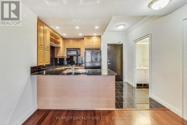 3805 - 8 PARK ROAD Toronto (Rosedale-Moore Park) Ontario photo 18