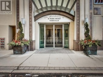3805 - 8 PARK ROAD Toronto (Rosedale-Moore Park) Ontario photo 2
