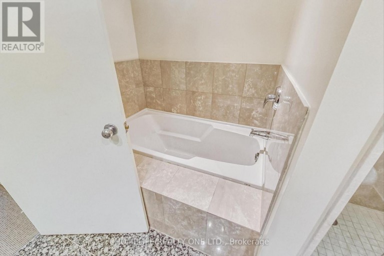 3805 - 8 PARK ROAD, Toronto (Rosedale-Moore Park), Ontario, M4W3S5