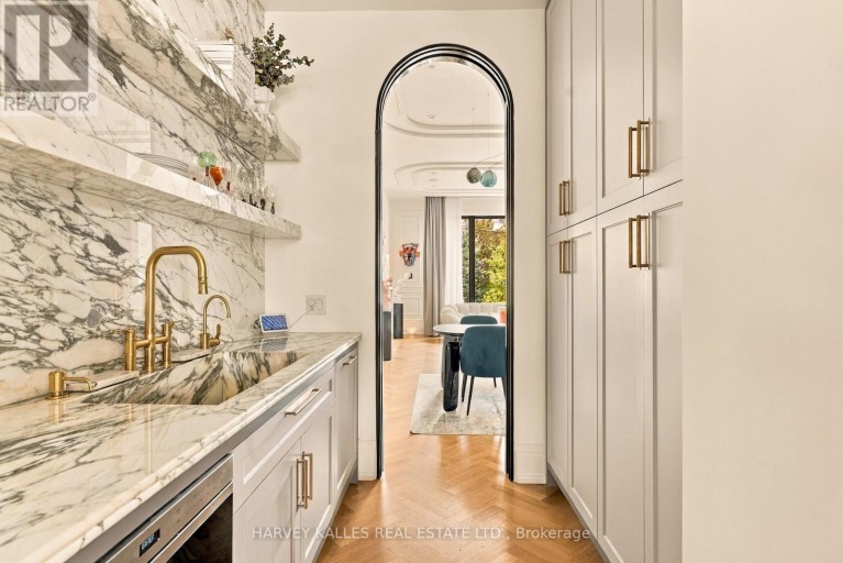 363 BEDFORD PARK AVENUE, Toronto (Bedford Park-Nortown), Ontario, M5M1J9