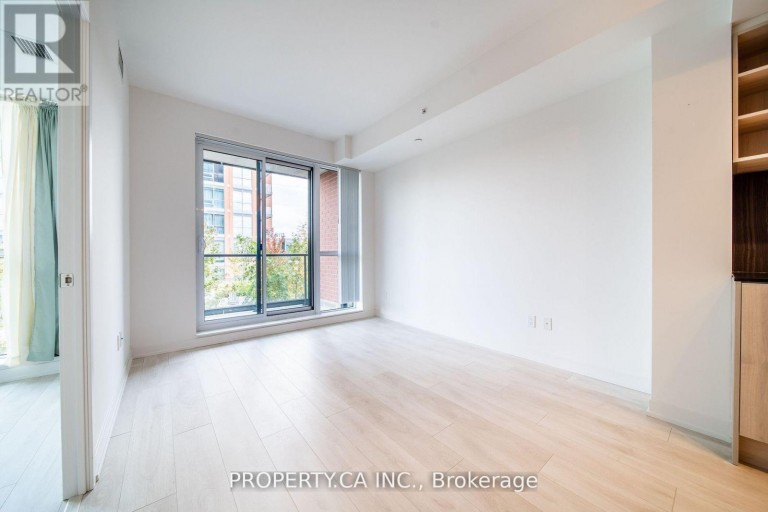 837 - 31 TIPPETT ROAD, Toronto (Clanton Park), Ontario, M3H0C8