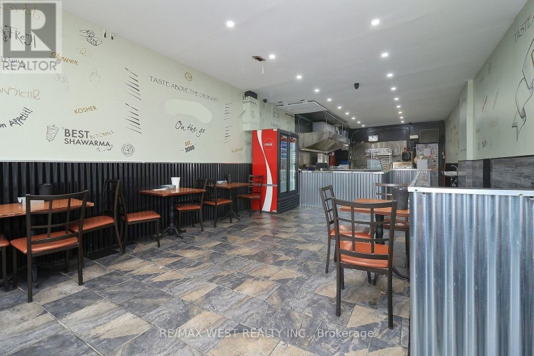 3023 BATHURST STREET, Toronto (Bedford Park-Nortown), Ontario, M6B3B5