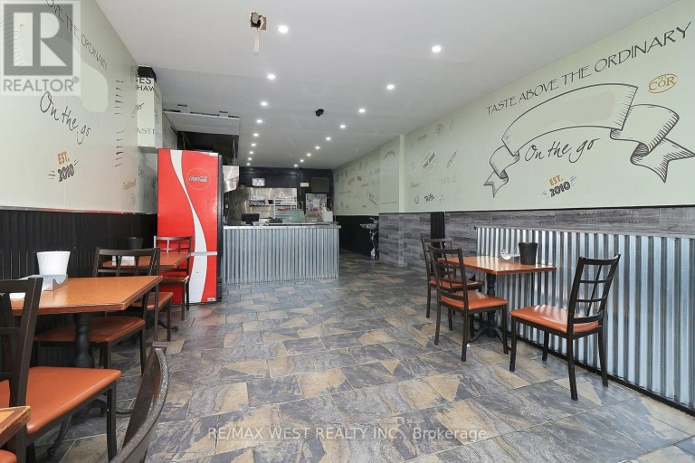 3023 BATHURST STREET, Toronto (Bedford Park-Nortown), Ontario, M6B3B5