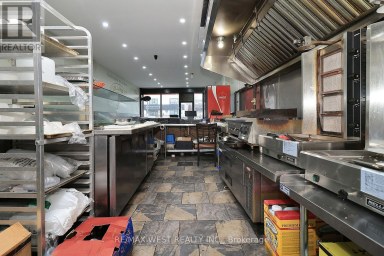 3023 BATHURST STREET Toronto (Bedford Park-Nortown) Ontario photo 7