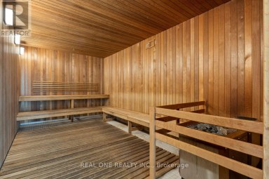 323 - 585 BLOOR STREET E Toronto (North St. James Town) Ontario photo 20