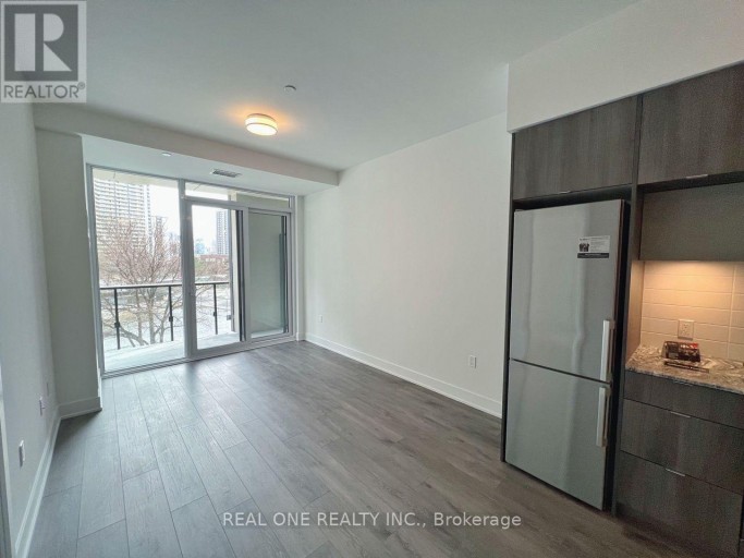 323 - 585 BLOOR STREET E, Toronto (North St. James Town), Ontario, M4W0B3
