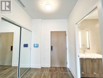 323 - 585 BLOOR STREET E Toronto (North St. James Town) Ontario photo 9