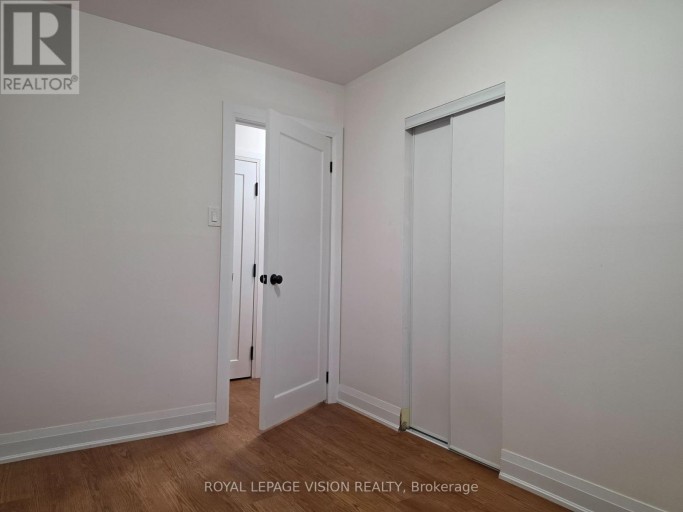UPPER - 706 LEASIDE STREET, Pickering (West Shore), Ontario, L1W2X1