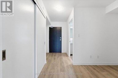 224 - 1401 O'CONNOR DRIVE Toronto (O'Connor-Parkview) Ontario photo 4