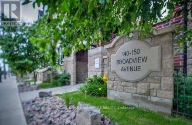23 - 150 BROADVIEW AVENUE S Toronto (South Riverdale) Ontario photo 1