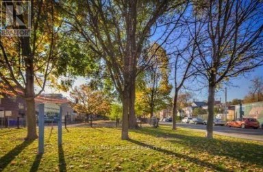 23 - 150 BROADVIEW AVENUE S Toronto (South Riverdale) Ontario photo 16