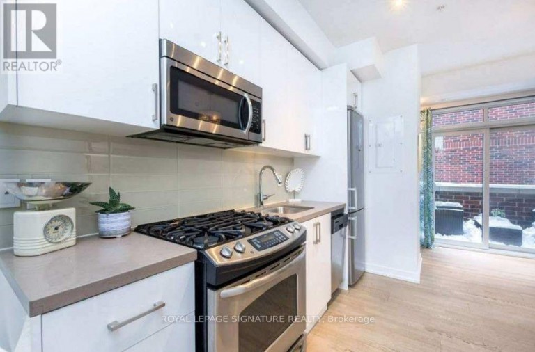 23 - 150 BROADVIEW AVENUE S, Toronto (South Riverdale), Ontario, M4M0A9