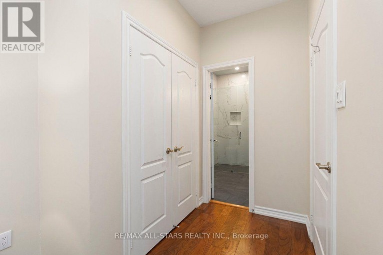 22 SANDPIPER KEY WAY, Markham (Greensborough), Ontario, L6E1B4