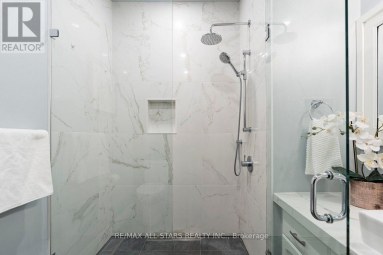 22 SANDPIPER KEY WAY Markham (Greensborough) Ontario photo 28