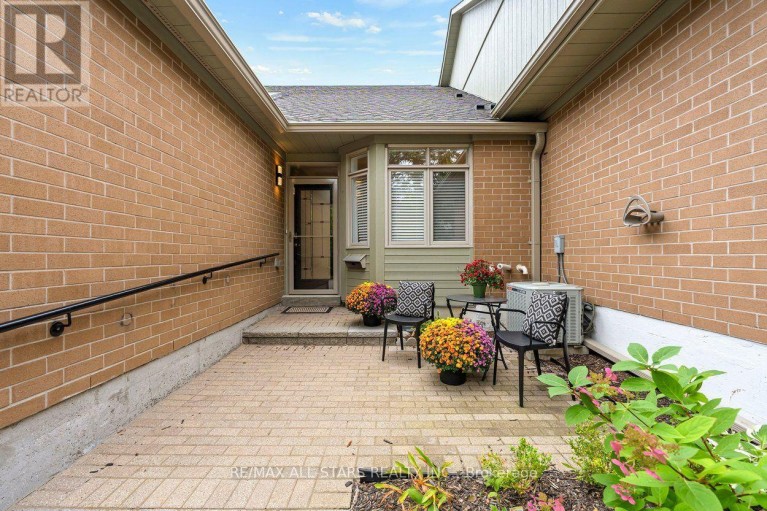 22 SANDPIPER KEY WAY, Markham (Greensborough), Ontario, L6E1B4