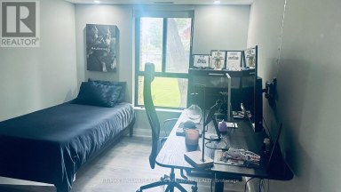 201 - 15390 YONGE STREET Aurora (Aurora Heights) Ontario photo 27