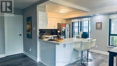 201 - 15390 YONGE STREET Aurora (Aurora Heights) Ontario photo 9