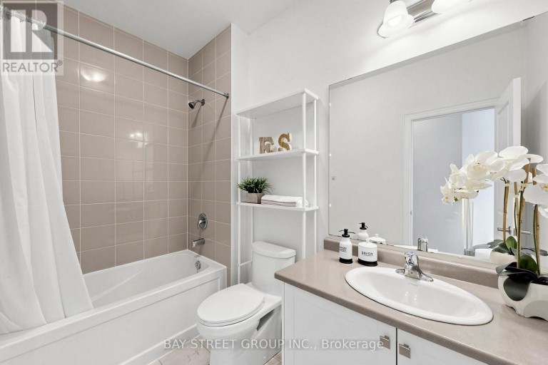 42 BAWDEN DRIVE, Richmond Hill, Ontario, L4S0H3