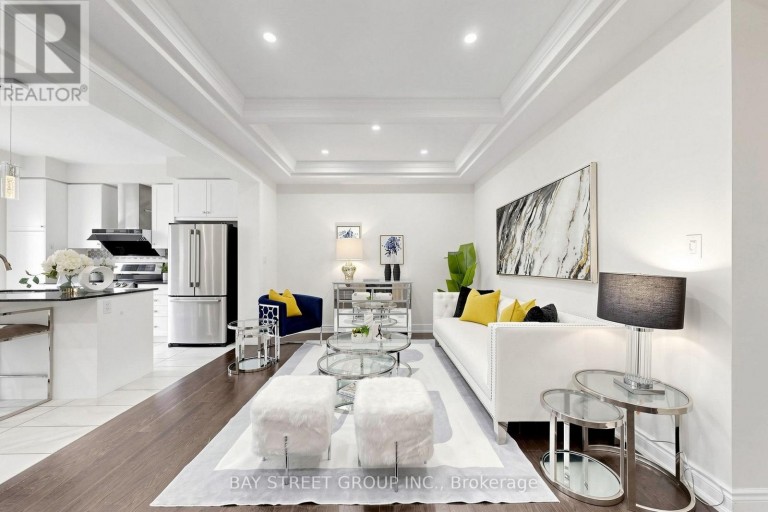 42 BAWDEN DRIVE, Richmond Hill, Ontario, L4S0H3