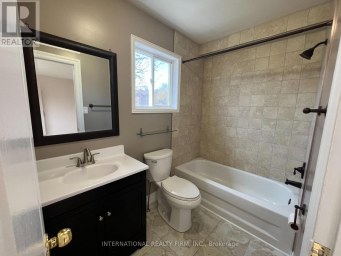 44 NATALE COURT Bradford West Gwillimbury (Bradford) Ontario photo 16