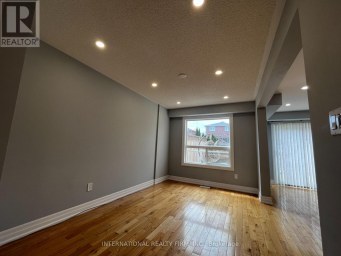 44 NATALE COURT Bradford West Gwillimbury (Bradford) Ontario photo 9