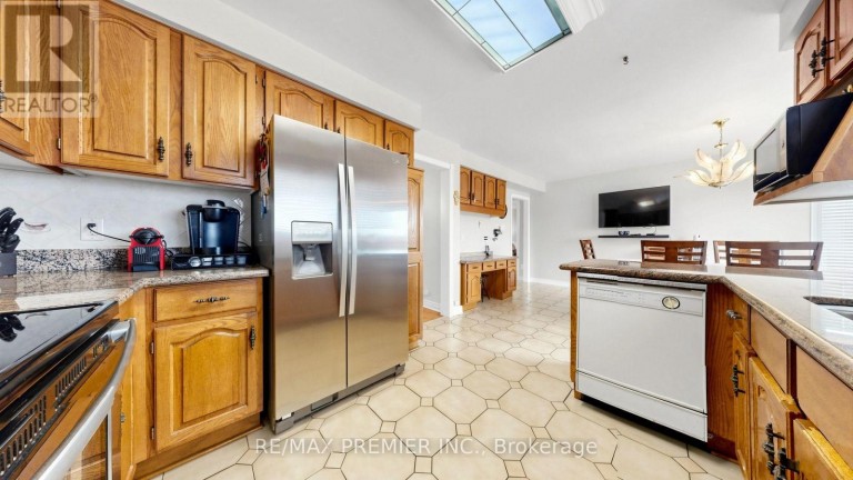 261 MORNING STAR DRIVE, Vaughan (West Woodbridge), Ontario, L4L6H4