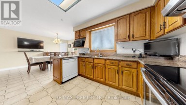 261 MORNING STAR DRIVE Vaughan (West Woodbridge) Ontario photo 17