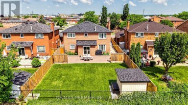 261 MORNING STAR DRIVE Vaughan (West Woodbridge) Ontario photo 3
