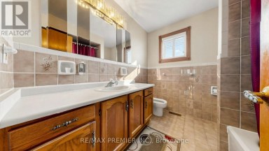 261 MORNING STAR DRIVE Vaughan (West Woodbridge) Ontario photo 32