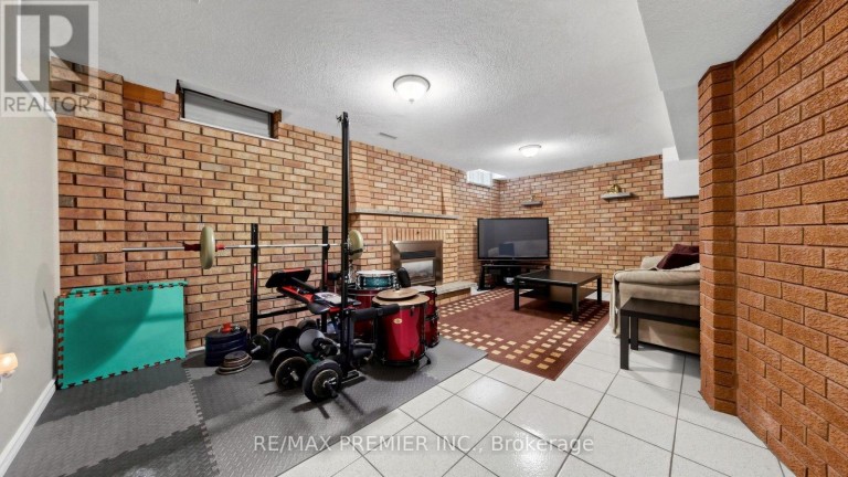 261 MORNING STAR DRIVE, Vaughan (West Woodbridge), Ontario, L4L6H4
