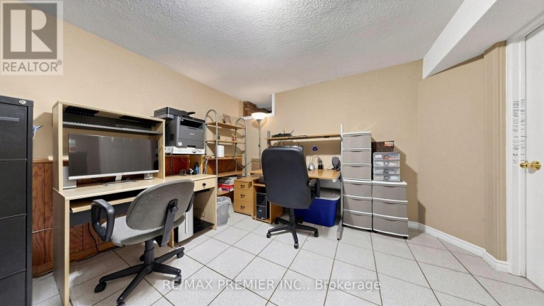 261 MORNING STAR DRIVE, Vaughan (West Woodbridge), Ontario, L4L6H4