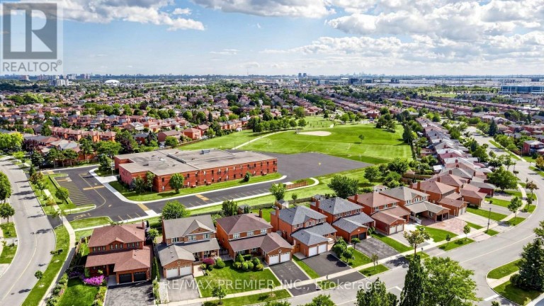 261 MORNING STAR DRIVE, Vaughan (West Woodbridge), Ontario, L4L6H4