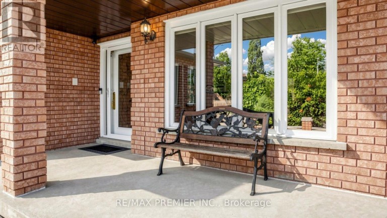 261 MORNING STAR DRIVE, Vaughan (West Woodbridge), Ontario, L4L6H4