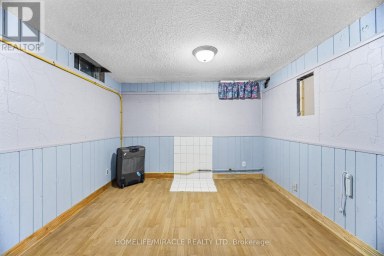 413 TERRY DRIVE Newmarket (Central Newmarket) Ontario photo 35