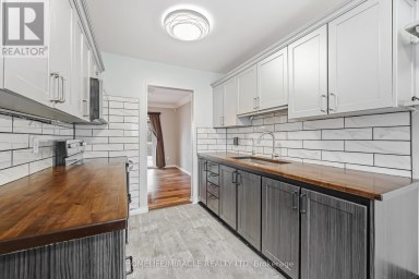 413 TERRY DRIVE Newmarket (Central Newmarket) Ontario photo 8