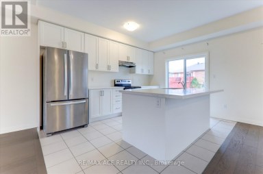 2 LAHEY CRESCENT Penetanguishene Ontario photo 17