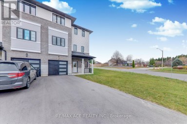 2 LAHEY CRESCENT Penetanguishene Ontario photo 2