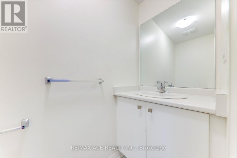 2 LAHEY CRESCENT, Penetanguishene, Ontario, L9M0W1