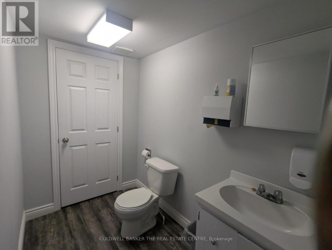 UPPER - B - 284 DUNLOP STREET W, Barrie (400 North), Ontario, L4N1B9